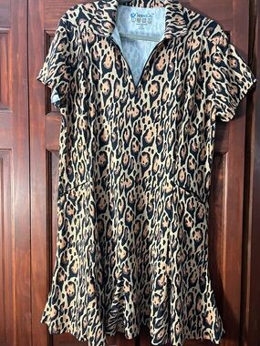 IBKUL Leopard Print Short Sleeve Tunic Dress in Tan and Black